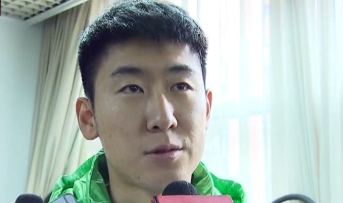 我认为他不想离开俱乐部。